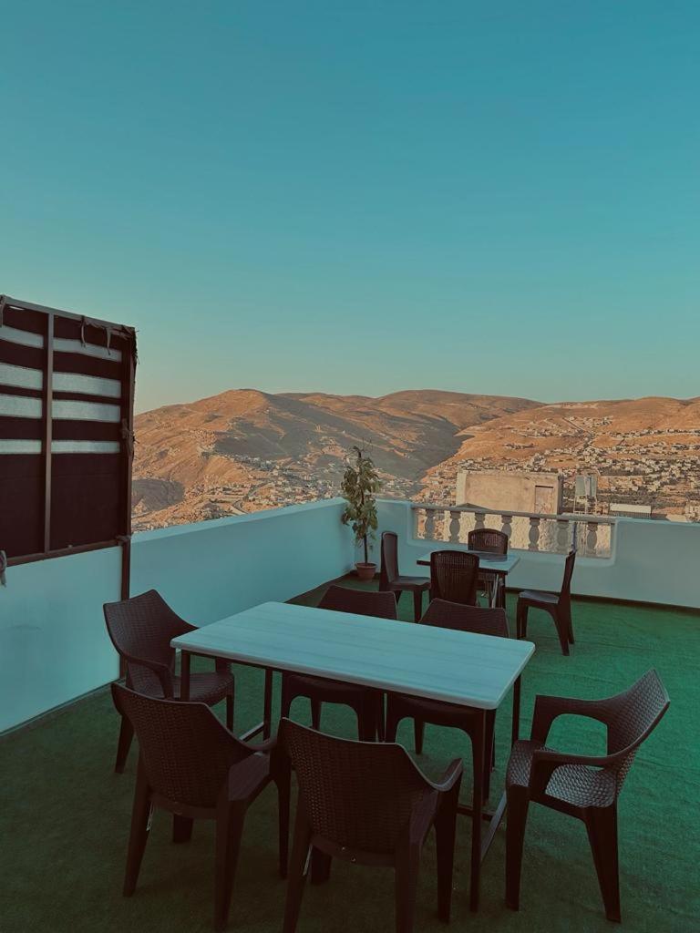 Leen Guest House Wadi Musa Ngoại thất bức ảnh